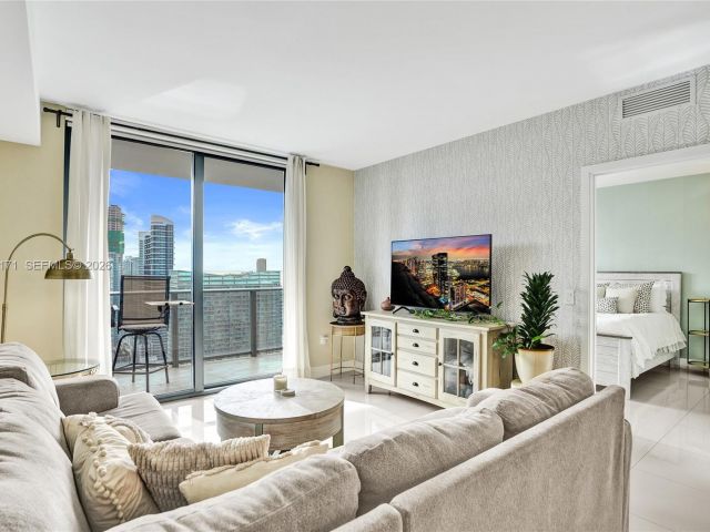 Продажа квартиры #4004 - фото 7508324