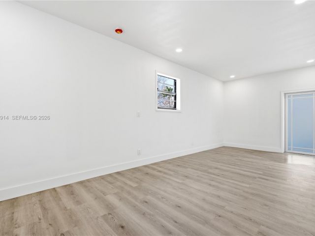 Продажа дома по адресу 2856 N Funston St - фото 7474908
