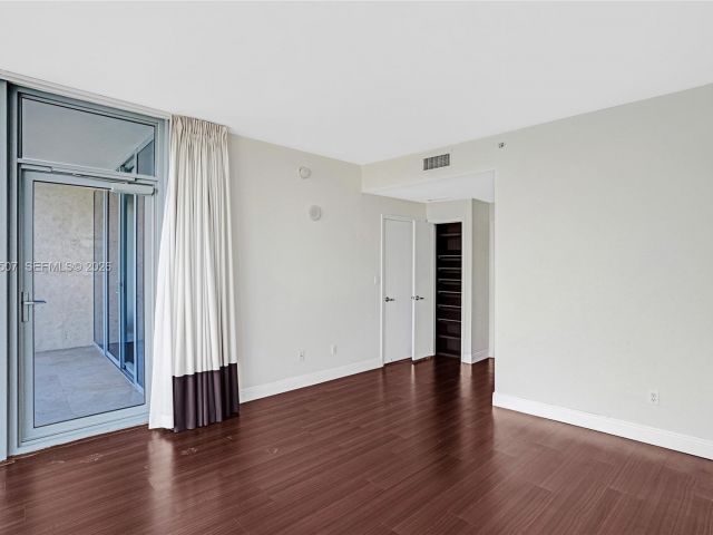 Продажа квартиры #1908 - фото 7491622