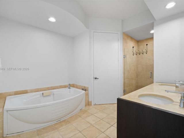 Продажа квартиры #4709 - фото 7496666