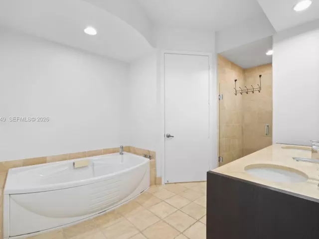 Продажа квартиры #4709 - фото 7496666