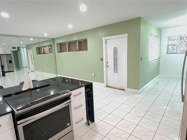 Дом в аренду по адресу 110 NW 198th St - фото 7480403