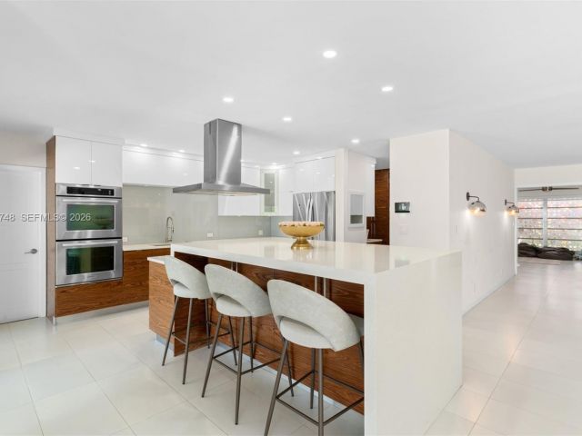 Дом в аренду по адресу 1525 Diplomat Pkwy - фото 7473005