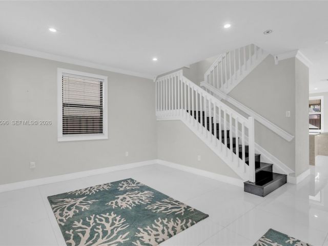 Продажа дома по адресу 11606 SW 234th St - фото 7493023