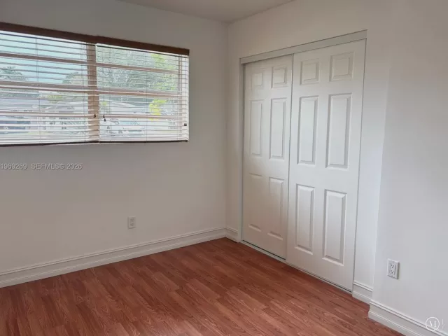 Продажа дома по адресу 6751 Cleveland St - фото 7642168