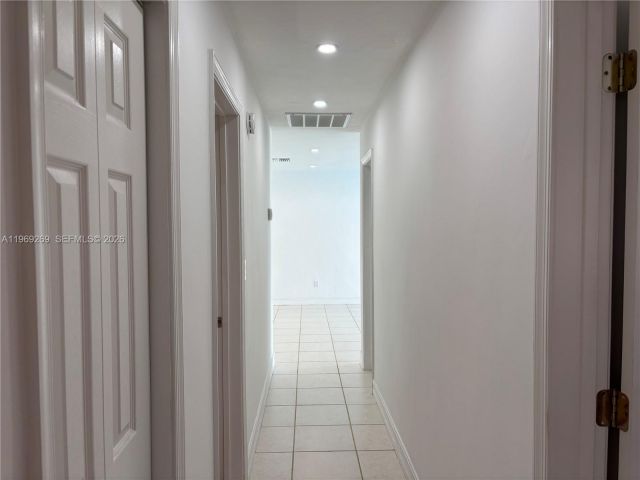 Продажа дома по адресу 6751 Cleveland St - фото 7535551