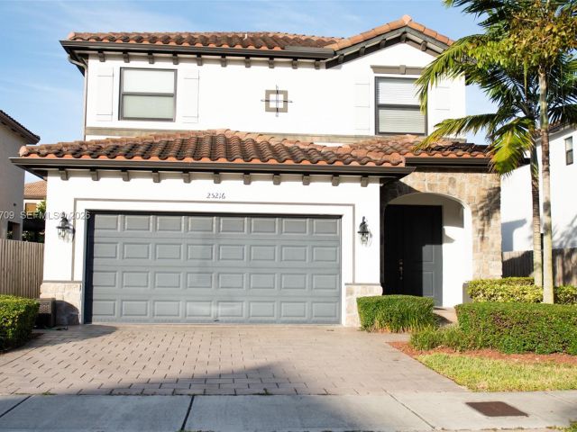 Дом в аренду по адресу 25216 SW 118th Ave - фото 7532555