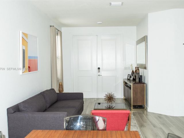 Дом в аренду по адресу 25216 SW 118th Ave - фото 7532559