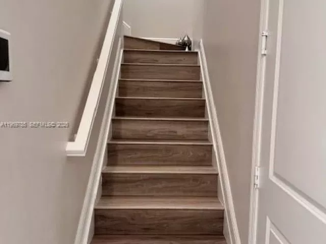 Продажа дома по адресу 4342 Lago Dr - фото 7478769