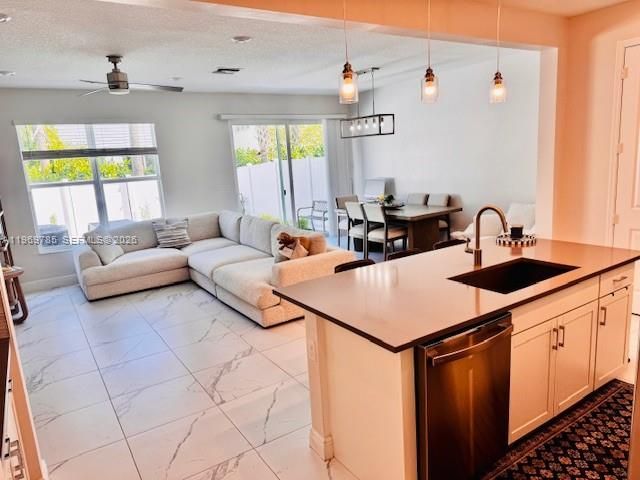 Продажа дома по адресу 4342 Lago Dr - фото 7478763