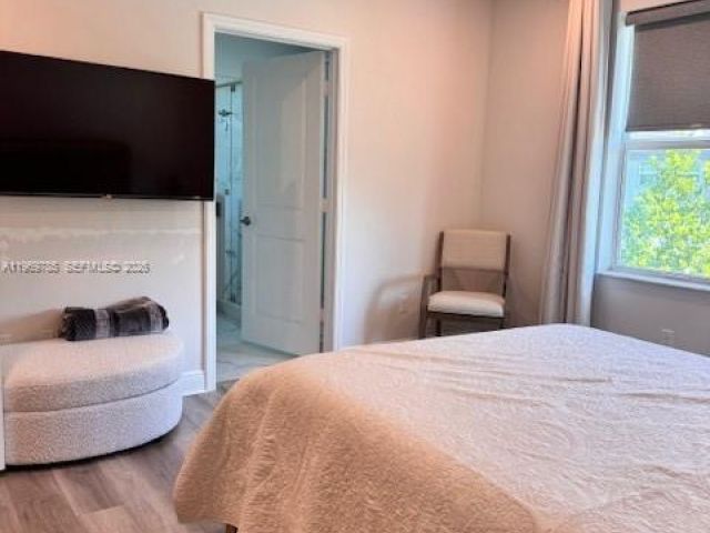 Продажа дома по адресу 4342 Lago Dr - фото 7478767