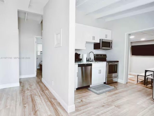 Дом в аренду по адресу 308 NE 8th Ct 0 - фото 7478794