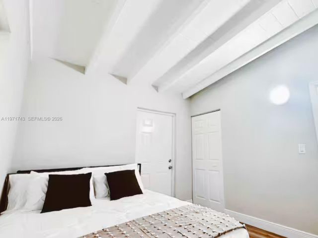 Дом в аренду по адресу 308 NE 8th Ct 0 - фото 7478797