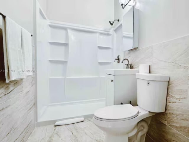 Дом в аренду по адресу 308 NE 8th Ct 0 - фото 7478800