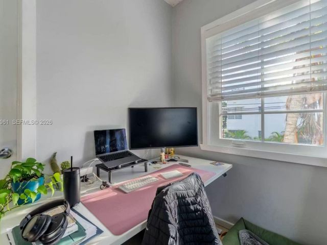 Продажа дома по адресу 1061 Michigan Ave 4 - фото 7516046