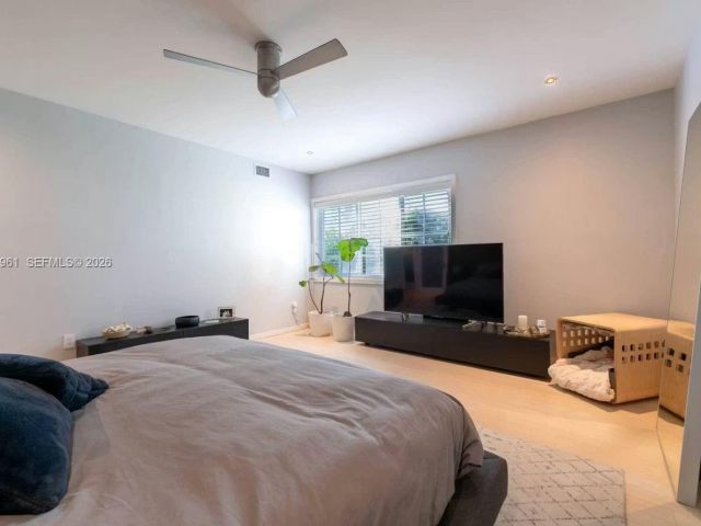 Продажа дома по адресу 1061 Michigan Ave 4 - фото 7516052