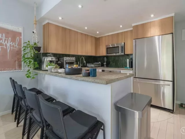 Продажа дома по адресу 1061 Michigan Ave 4 - фото 7516043