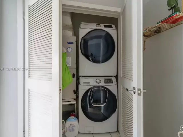 Продажа дома по адресу 1061 Michigan Ave 4 - фото 7516044