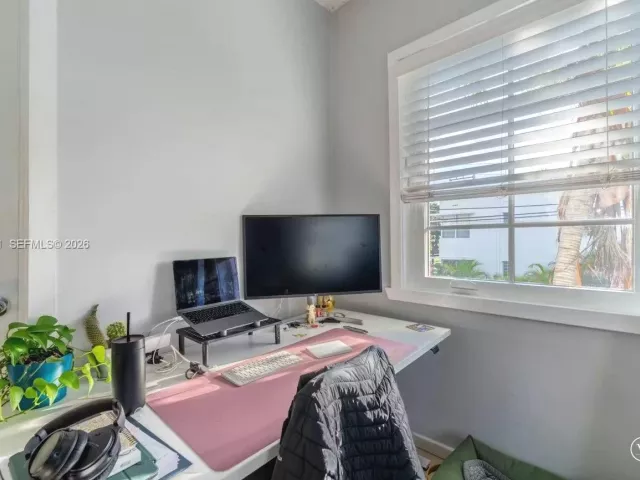 Продажа дома по адресу 1061 Michigan Ave 4 - фото 7516046