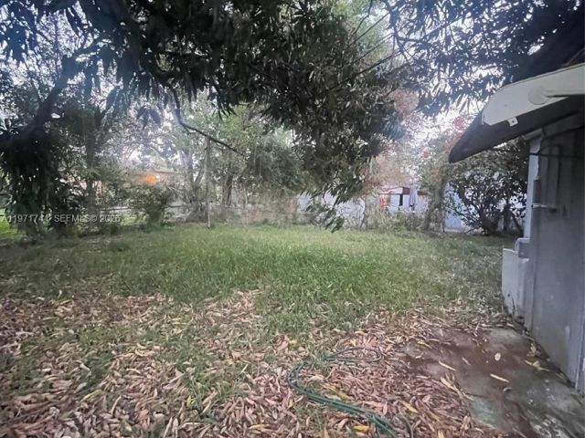 Дом в аренду по адресу 121 NE 169th Ter - фото 7481325