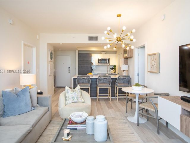 Продажа квартиры #719 - фото 7476050