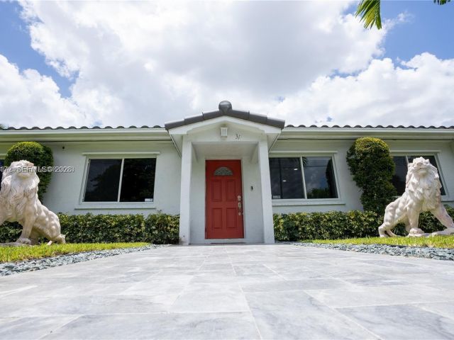 Дом в аренду по адресу 31 SW 6th St - фото 7462371