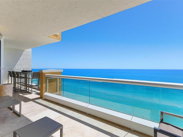 Квартира в аренду номер2402 - фото 7497895