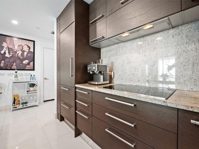 Продажа квартиры #3110 - фото 7467314