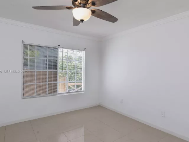 Продажа дома по адресу 132 SW 2nd Ave - фото 7462395