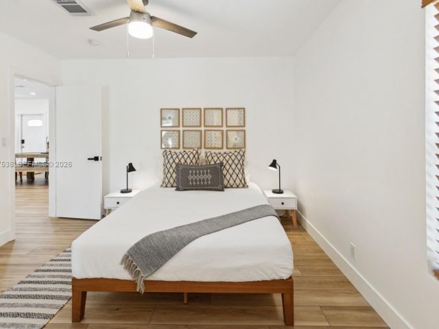 Дом в аренду по адресу 1512 NW 4th Ave - фото 7482999