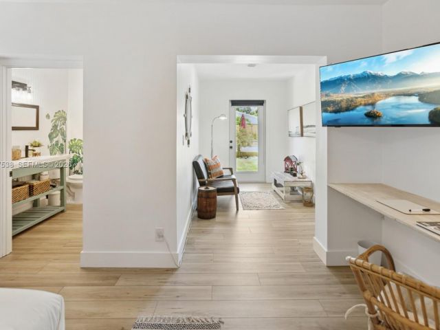 Дом в аренду по адресу 1512 NW 4th Ave - фото 7483001