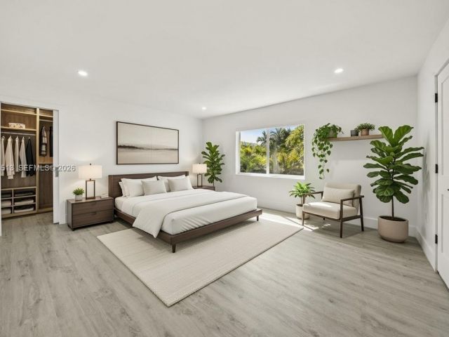 Дом в аренду по адресу 3166 Royal Palm Ave - фото 7469387