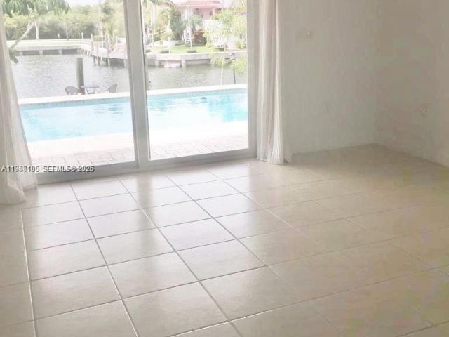 Продажа дома по адресу 1460 Tagus Ave - фото 7471639