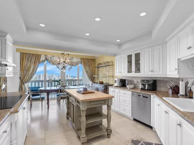 Продажа квартиры #2902 - фото 7489748