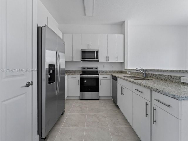 Продажа дома по адресу 18917 SW 316th Ter - фото 7460302