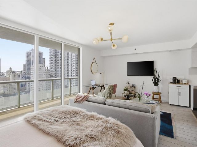 Продажа квартиры #1909 - фото 7461635