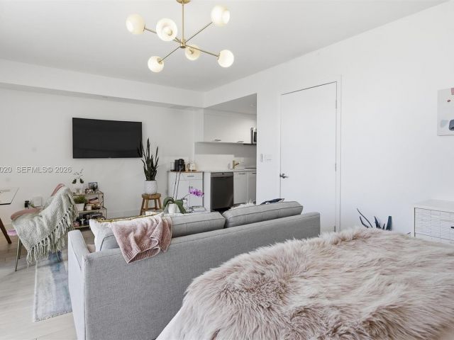 Продажа квартиры #1909 - фото 7461640