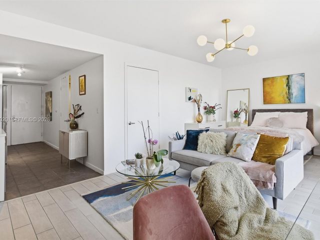 Продажа квартиры #1909 - фото 7461644