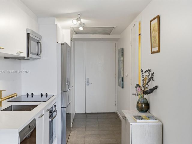 Продажа квартиры #1909 - фото 7461646