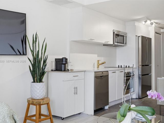 Продажа квартиры #1909 - фото 7461647