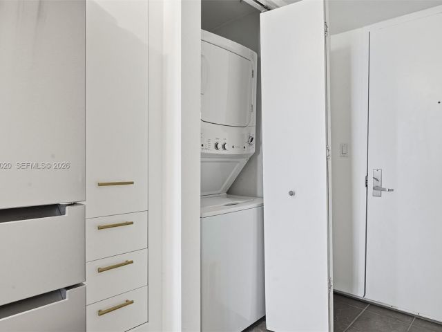 Продажа квартиры #1909 - фото 7461649