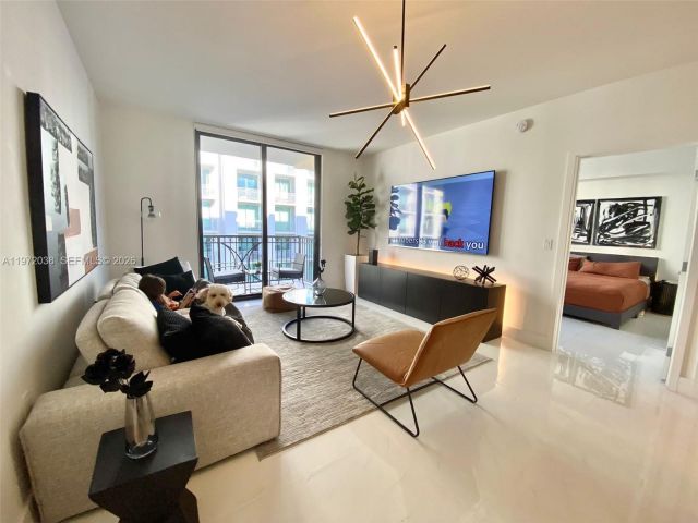 Продажа квартиры #701 - фото 7476120