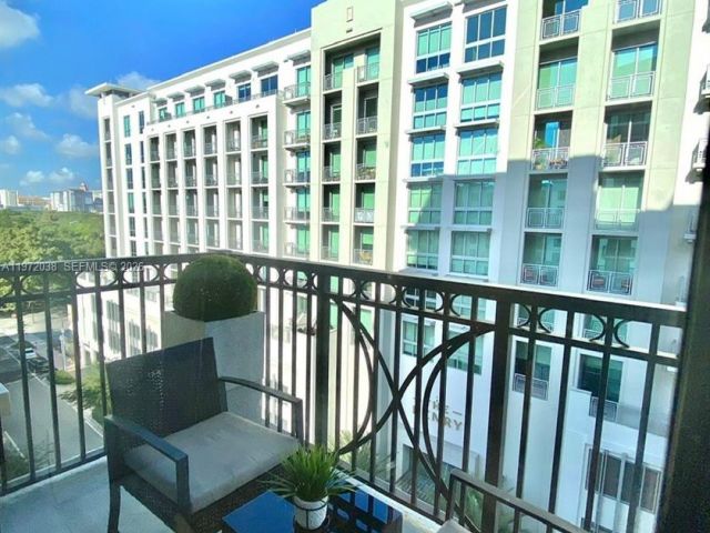 Продажа квартиры #701 - фото 7476125