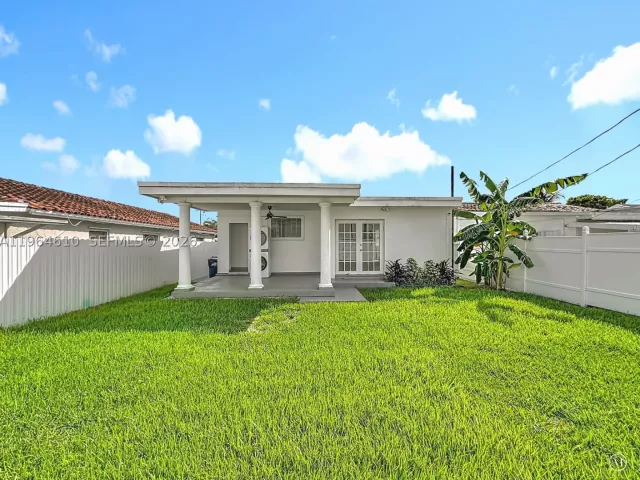 Продажа дома по адресу 6819 SW 25th St - фото 9127090