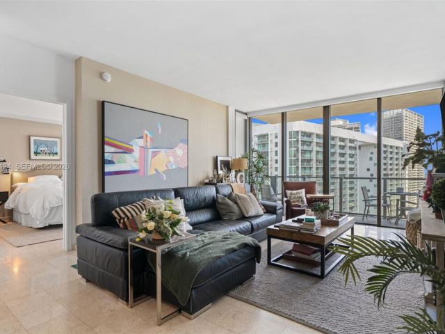 Продажа квартиры #3209 - фото 7509336