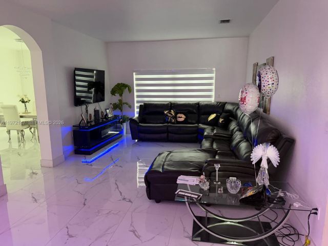 Продажа дома по адресу 19064 SW 319th St - фото 7459501