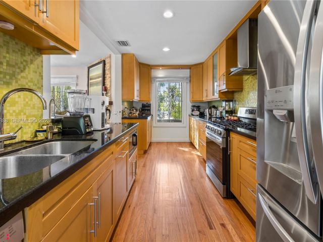 Продажа дома по адресу  - фото 7474867