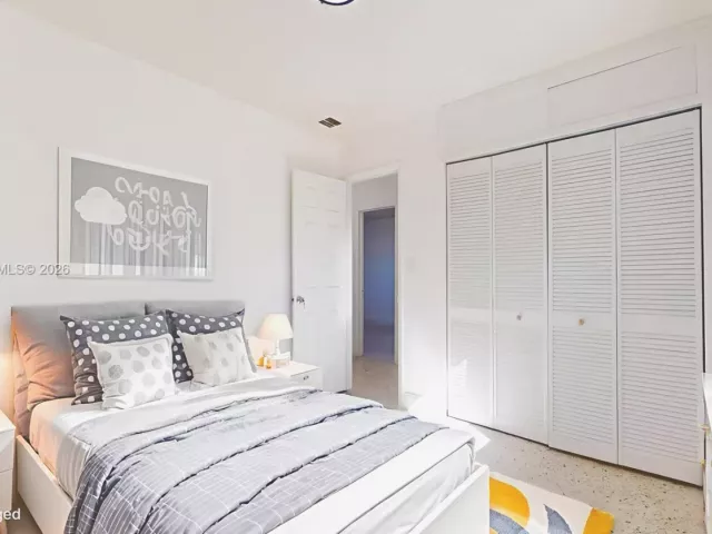 Продажа дома по адресу 3800 SW 104th Ave - фото 7562022