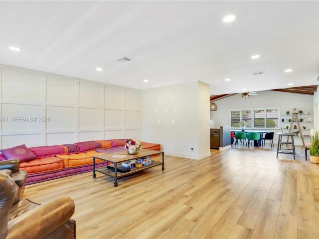 Дом в аренду по адресу 1315 Gallinule Dr - фото 7476154