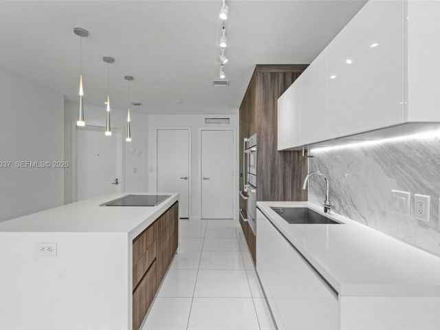 Продажа квартиры #1506 - фото 7487820